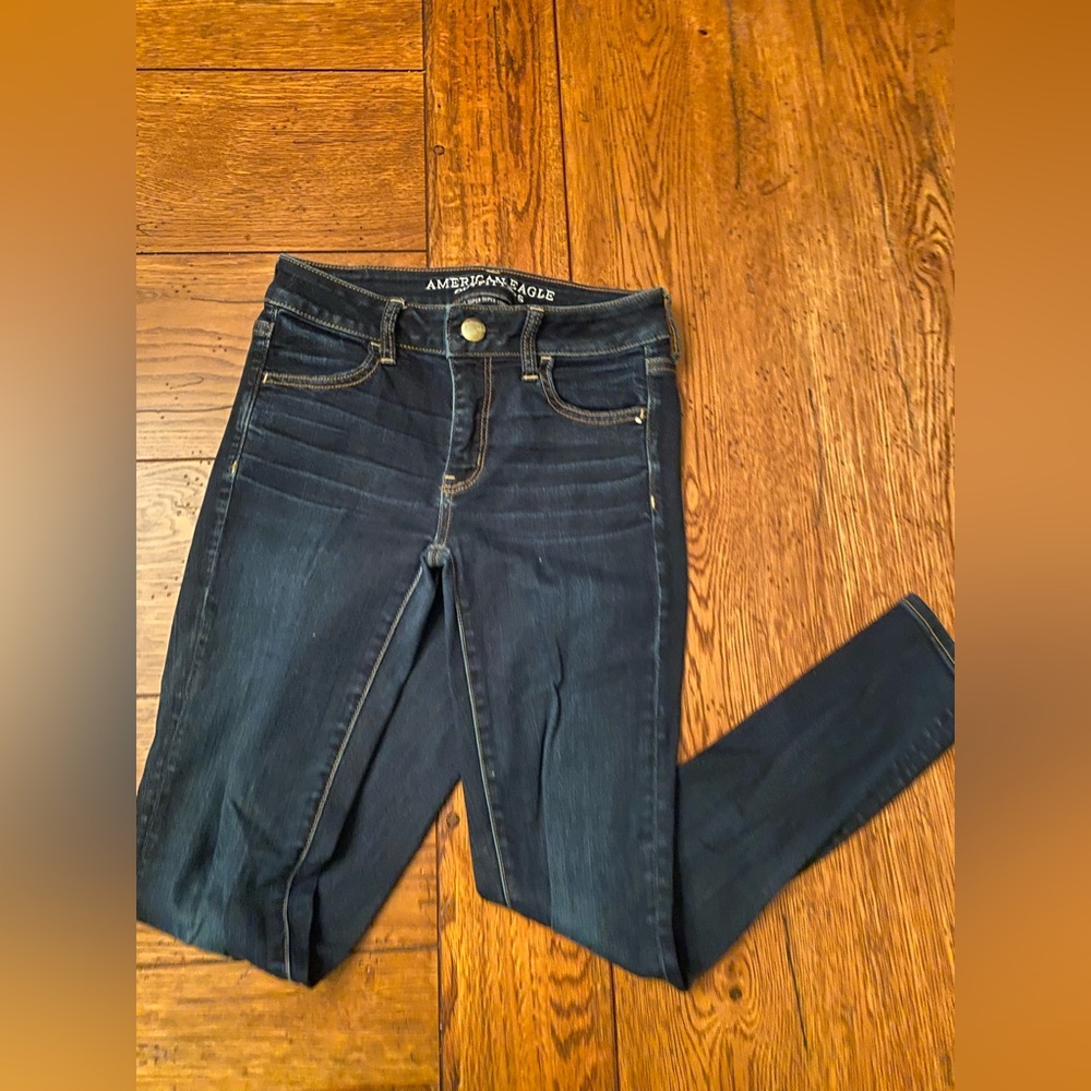 AE AMERICAN EAGLE JEGGINGS DARK WASH DENIM 4 short